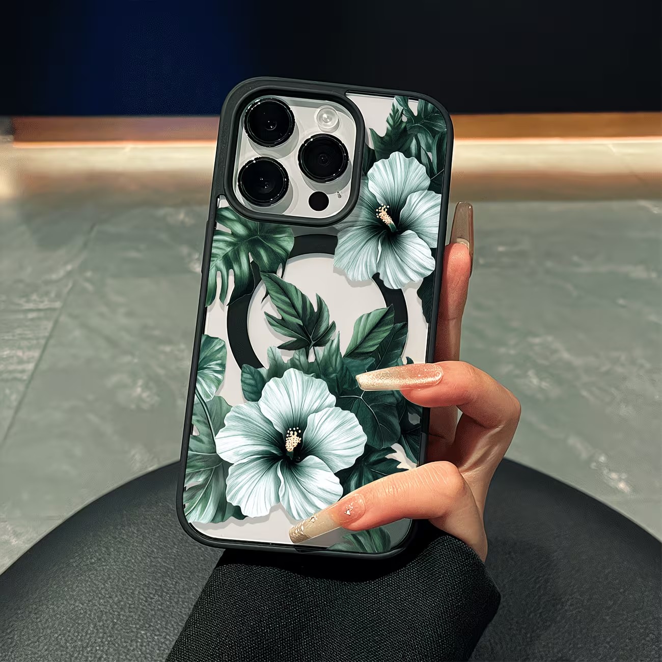 Magnetic Phone Case - グリーンフローラルプリントのiPhoneケース iPhone 17 16 15 14