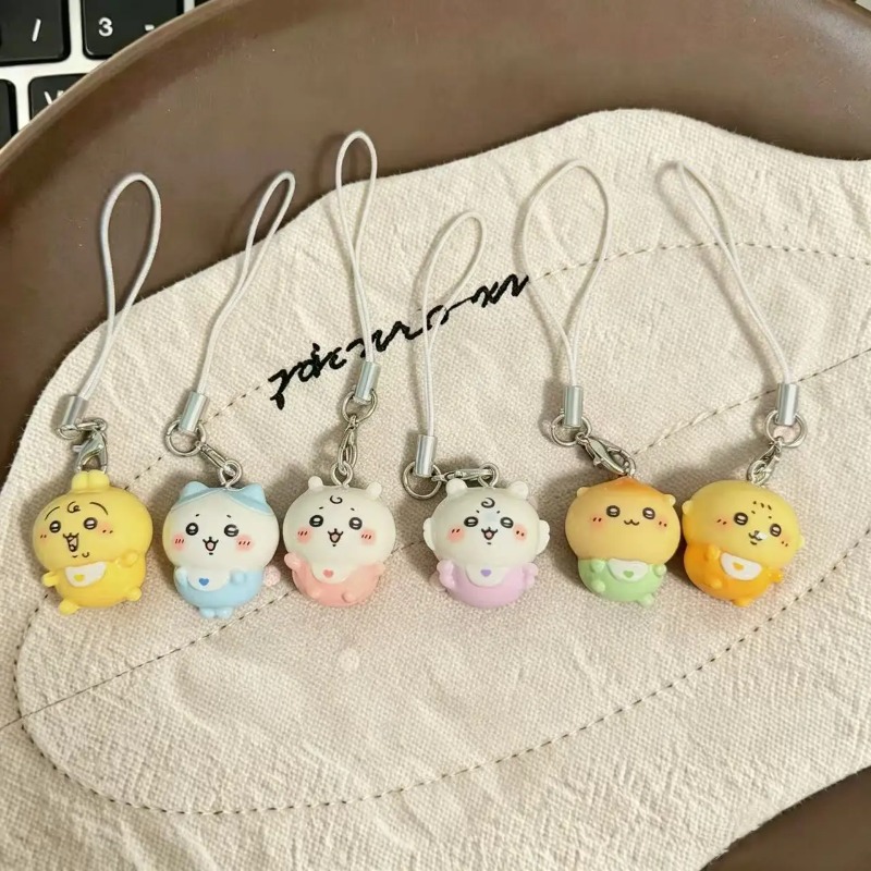 かわいい小さな樹脂製ペンダント、キュートなベビー服を着たうさ - Phone Accessories Keychain のレビューと価格