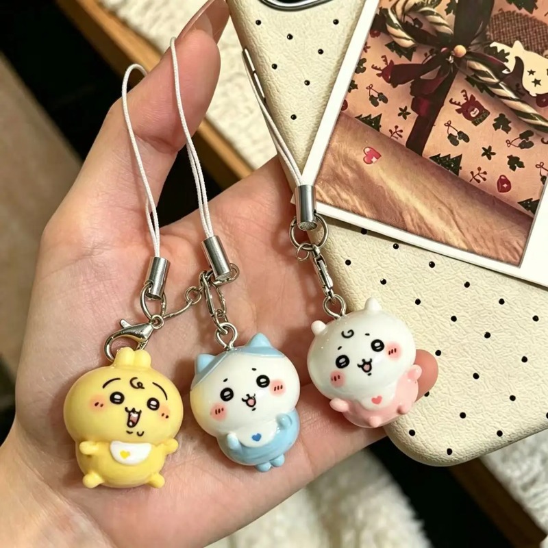 かわいい小さな樹脂製ペンダント、キュートなベビー服を着たうさ - Phone Accessories Keychain のレビューと価格